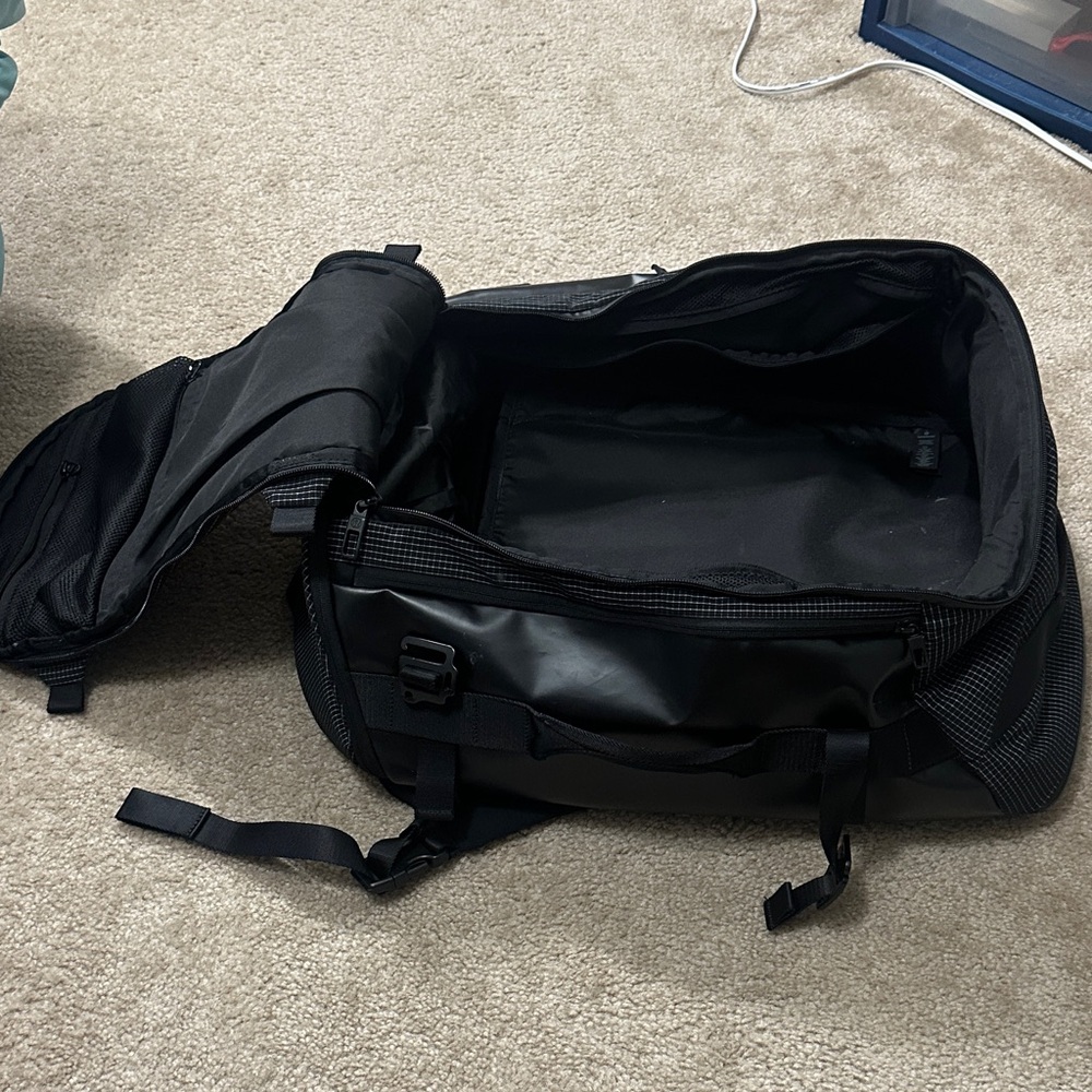 lululemon athletica Checkered Black Backpack - Picture 5 of 5